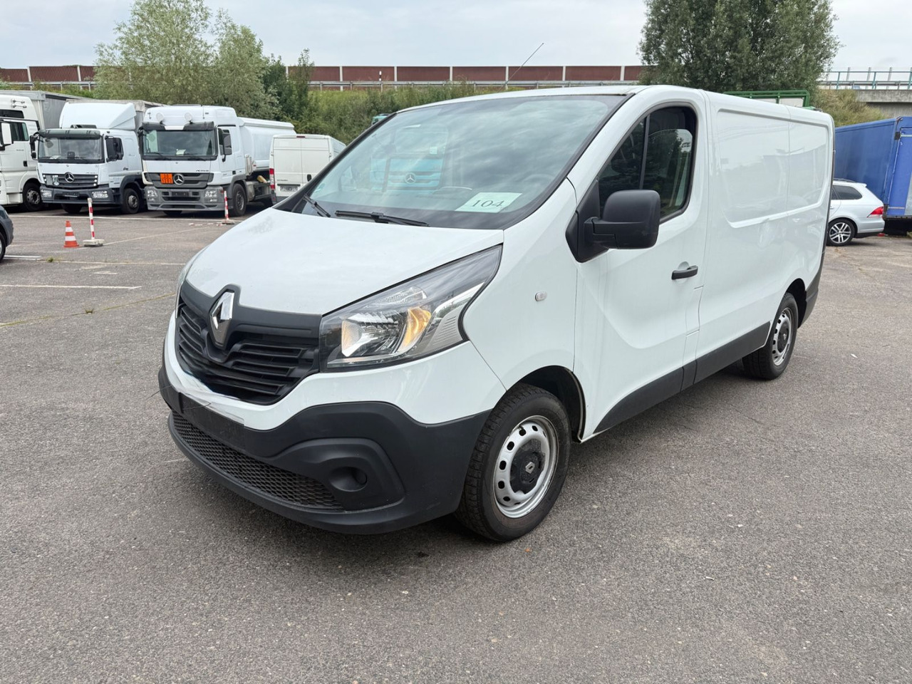 Renault Trafic Kasten Komfort - فان المدمجة: صور 3 Renault Trafic Kasten Komfort - فان المدمجة: صور 3