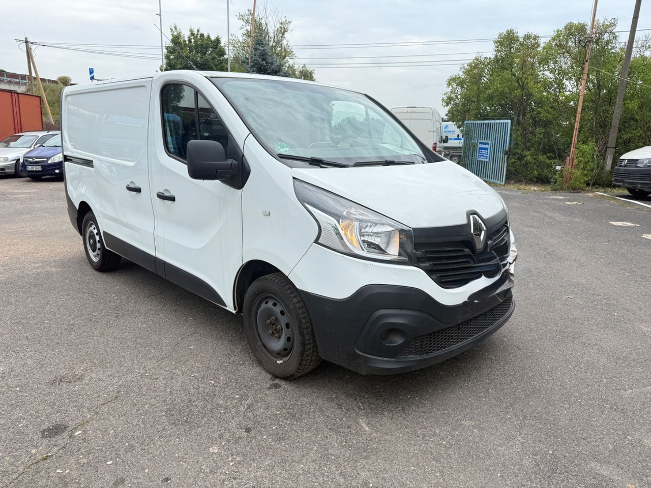 Renault Trafic Kasten Komfort - فان المدمجة: صور 2 Renault Trafic Kasten Komfort - فان المدمجة: صور 2