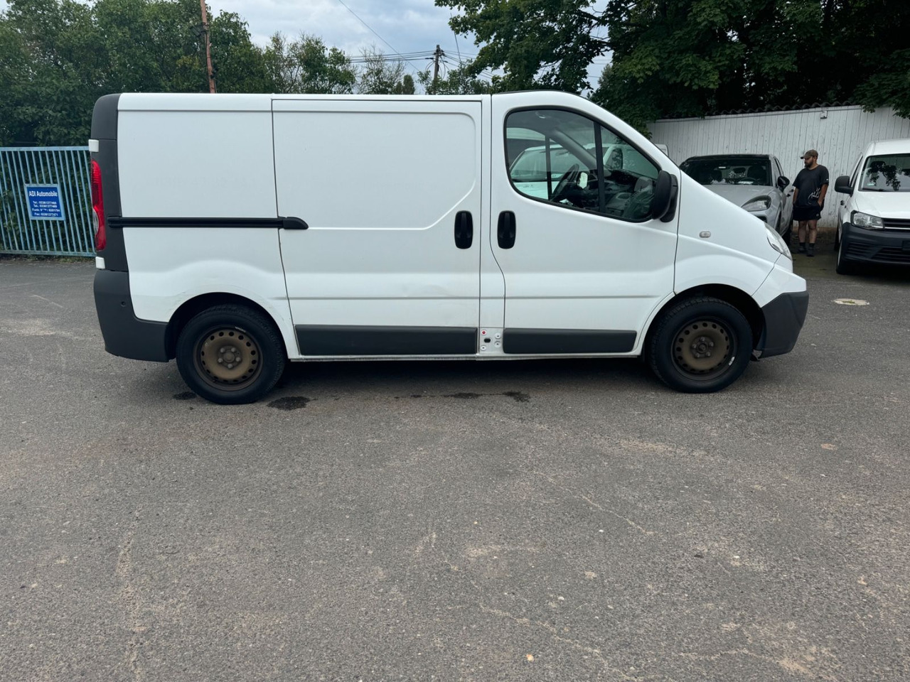 Renault Trafic - فان المدمجة: صور 3 Renault Trafic - فان المدمجة: صور 3