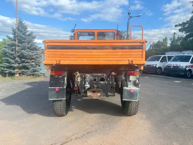 Unimog 2100 4x4 - شاحنات مسطحة: صور 4 Unimog 2100 4x4 - شاحنات مسطحة: صور 4