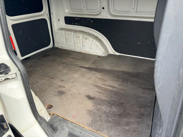 فان المدمجة Volkswagen Caddy EcoProfi: صور 15