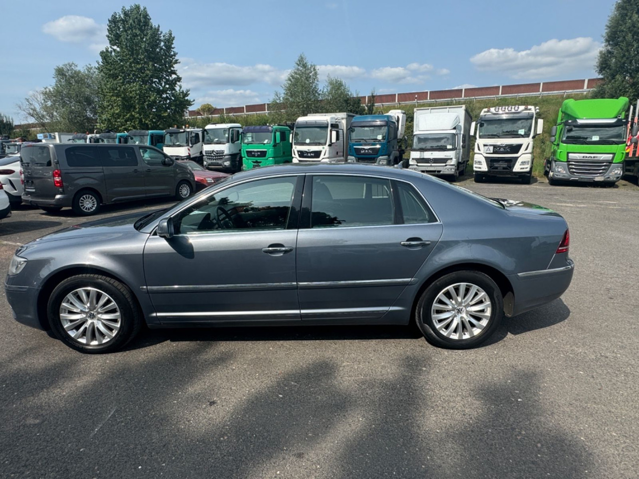 سيدان Volkswagen Phaeton V6 TDI 5-Sitzer 4Motion 3.0 TDI: صور 7