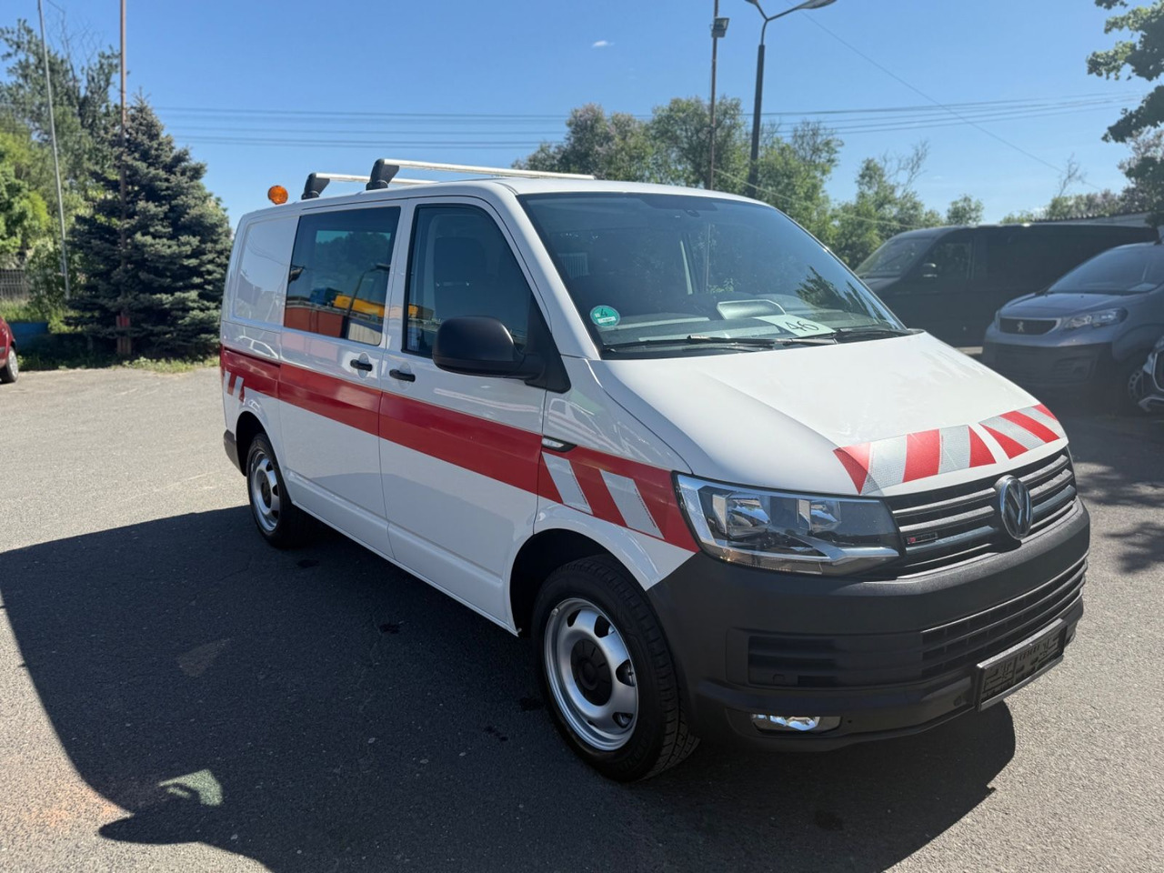 Volkswagen T6 Transporter Kasten-mixto 4x4 - فان المدمجة: صور 2 Volkswagen T6 Transporter Kasten-mixto 4x4 - فان المدمجة: صور 2