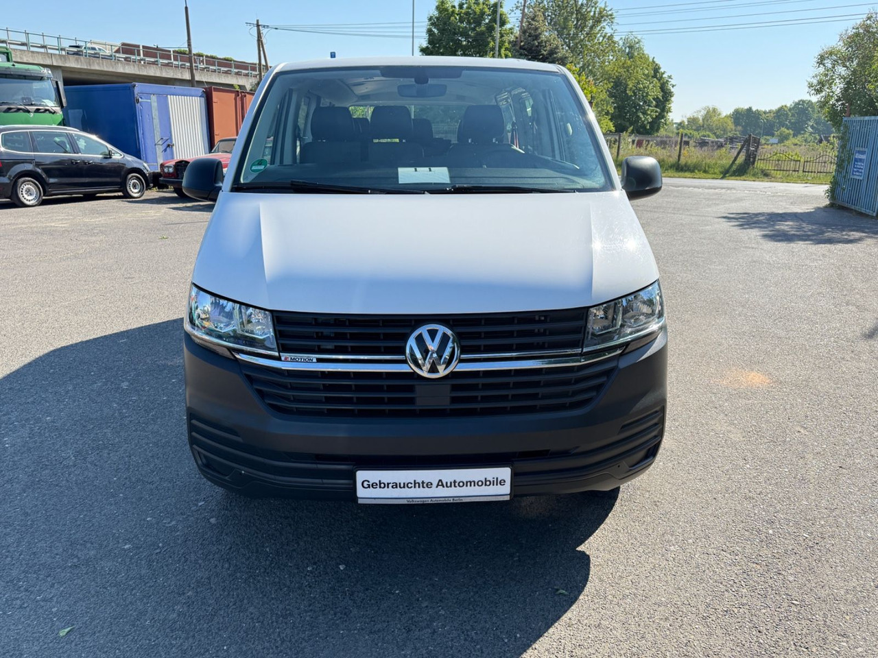 Volkswagen T6 Transporter Kombi lang 4MOTION - ميكروباص: صور 2 Volkswagen T6 Transporter Kombi lang 4MOTION - ميكروباص: صور 2