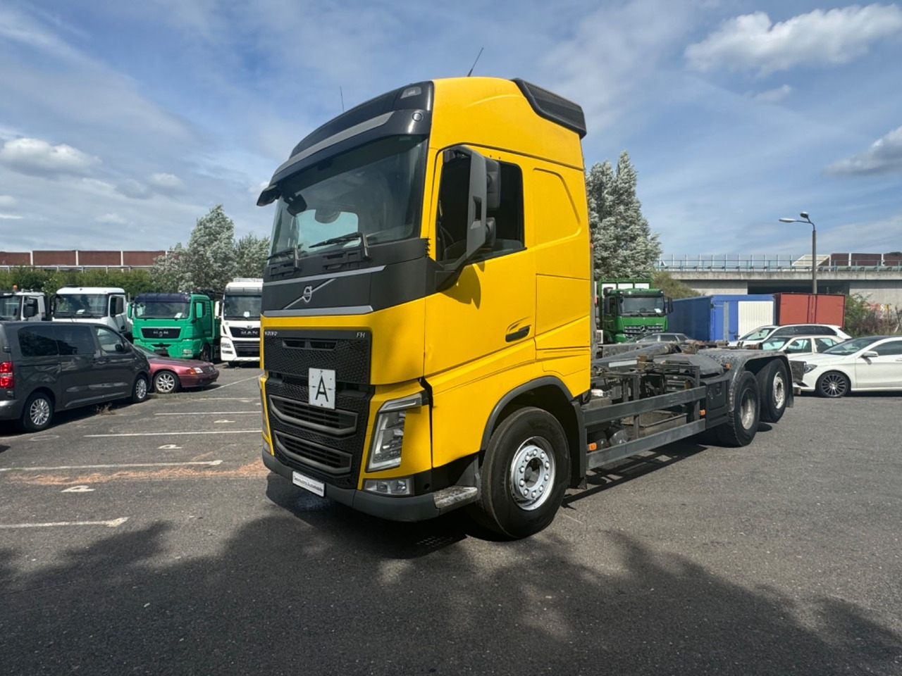Volvo FH 460 - شاحنة ذات الخطاف: صور 3 Volvo FH 460 - شاحنة ذات الخطاف: صور 3