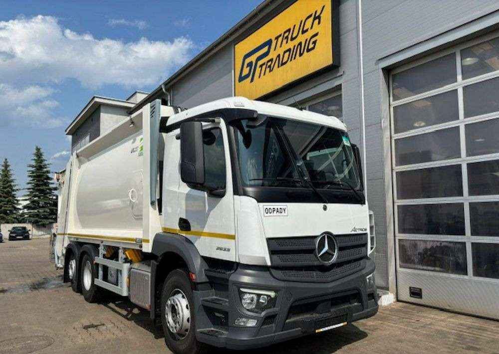Mercedes-Benz Actros - شاحنة القمامة: صور 3 Mercedes-Benz Actros - شاحنة القمامة: صور 3