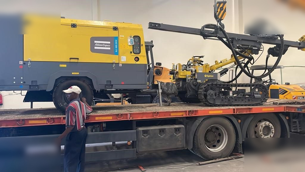 ATLAS COPCO 500 CFM - ضاغط الهواء: صور 5 ATLAS COPCO 500 CFM - ضاغط الهواء: صور 5