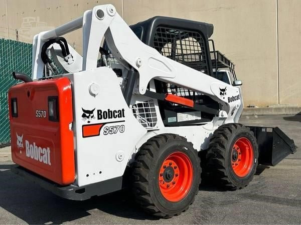 BOBCAT S570 - شيول صغير: صور 1 BOBCAT S570 - شيول صغير: صور 1