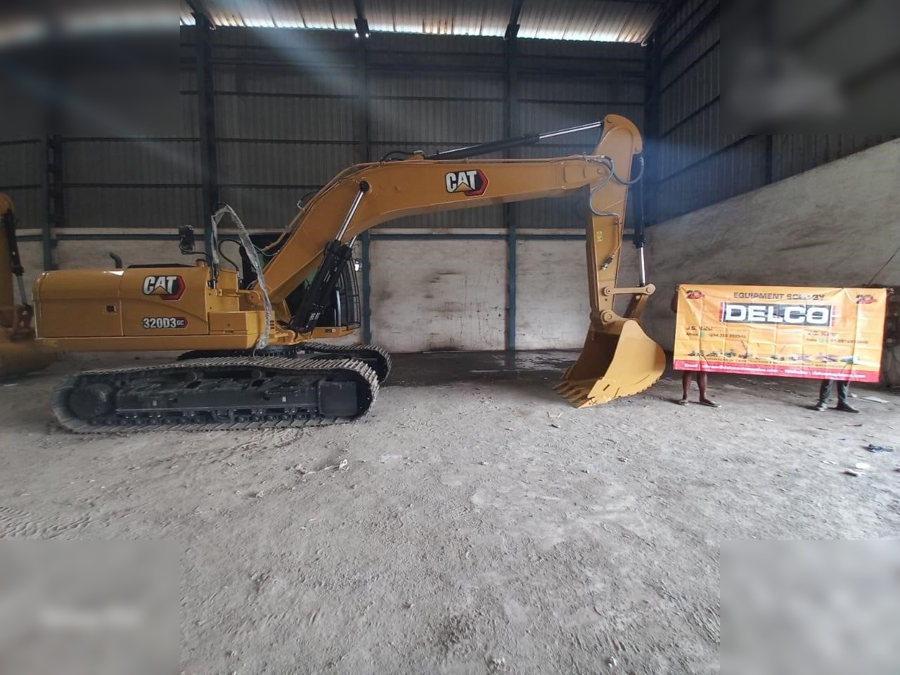 حفارات زحافة جديد CATERPILLAR 320D3GC: صور 7