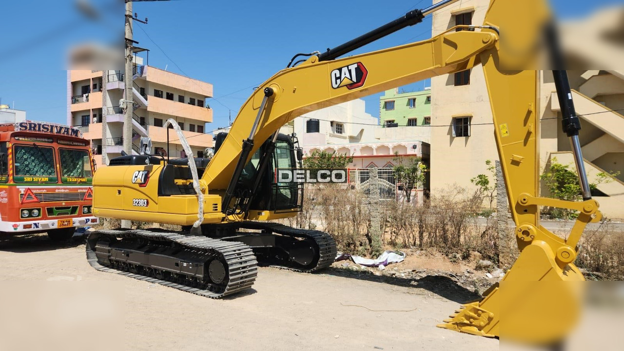 CATERPILLAR 323D3 - حفارات زحافة: صور 1 CATERPILLAR 323D3 - حفارات زحافة: صور 1