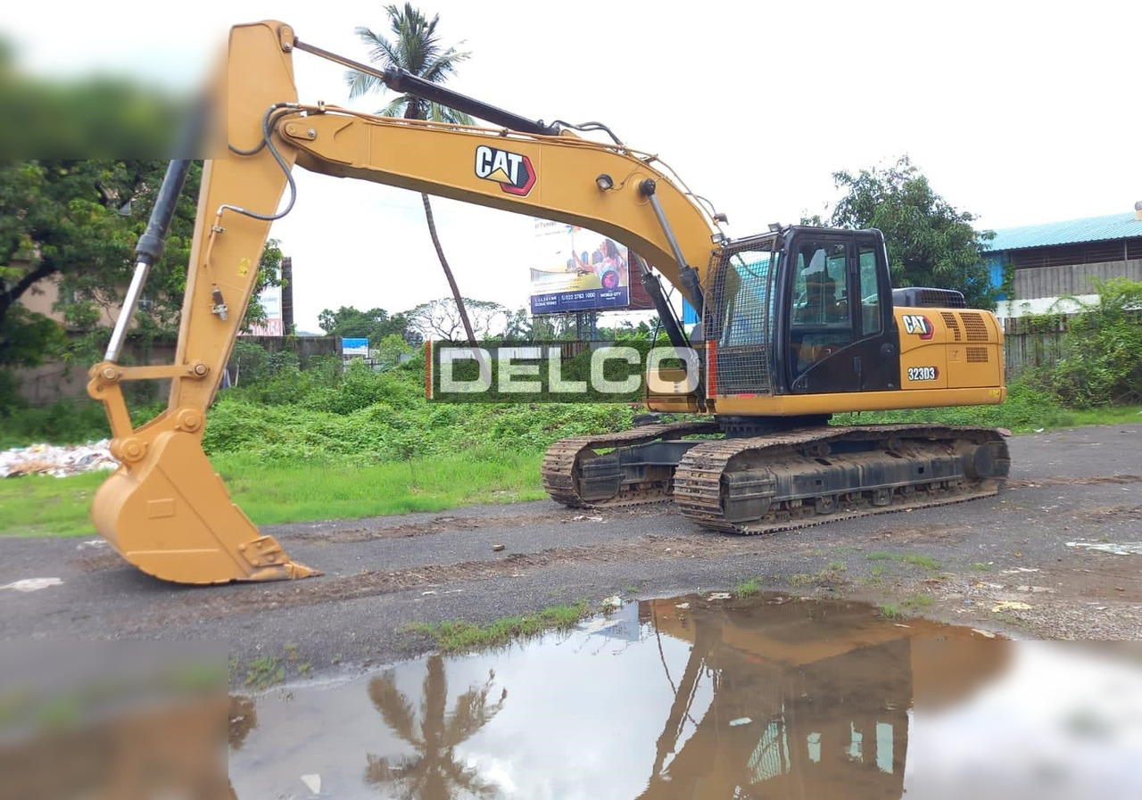 CATERPILLAR 323D3 - حفارات زحافة: صور 3 CATERPILLAR 323D3 - حفارات زحافة: صور 3