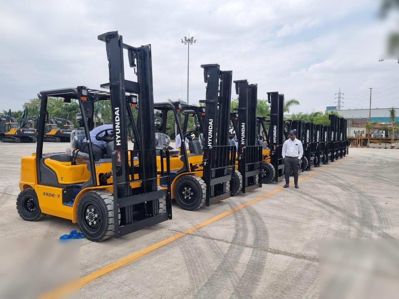 HYUNDAI 35DE-7 - رافعة شوكية: صور 5 HYUNDAI 35DE-7 - رافعة شوكية: صور 5