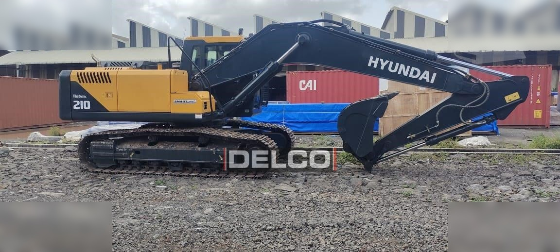 HYUNDAI ROBEX 210 - حفارات زحافة: صور 5 HYUNDAI ROBEX 210 - حفارات زحافة: صور 5