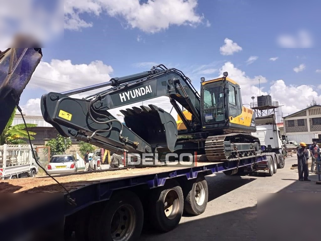 HYUNDAI ROBEX 210 - حفارات زحافة: صور 5 HYUNDAI ROBEX 210 - حفارات زحافة: صور 5
