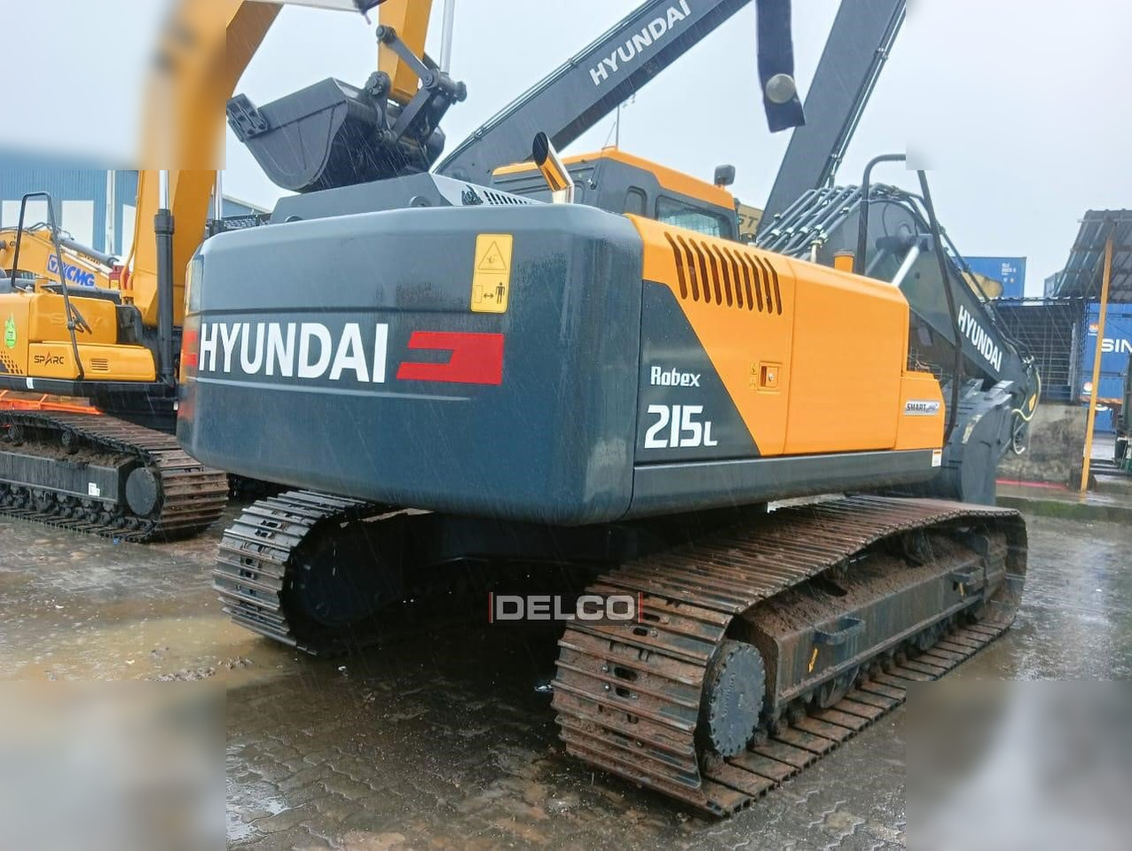 HYUNDAI ROBEX 215L SMART - حفارات زحافة: صور 5 HYUNDAI ROBEX 215L SMART - حفارات زحافة: صور 5