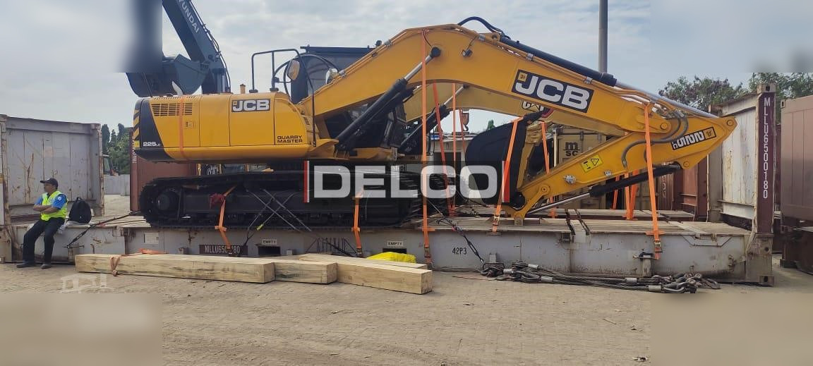 JCB 225 LC - حفارات زحافة: صور 3 JCB 225 LC - حفارات زحافة: صور 3