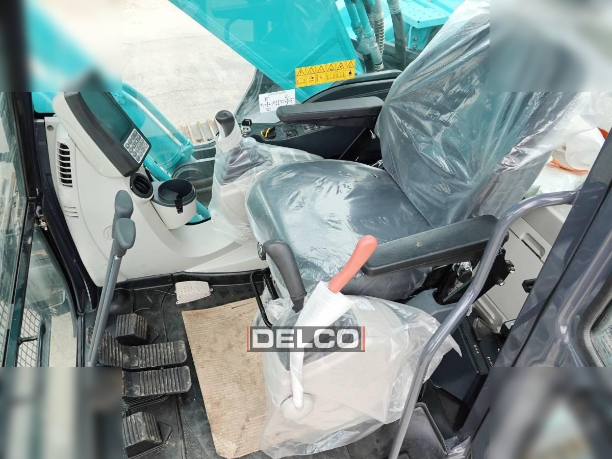 KOBELCO SK220 - حفارات زحافة: صور 4 KOBELCO SK220 - حفارات زحافة: صور 4