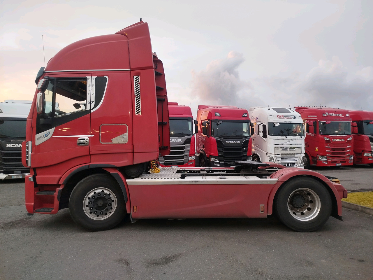 Iveco Stralis 570 XP - شاحنة جرار: صور 1 Iveco Stralis 570 XP - شاحنة جرار: صور 1