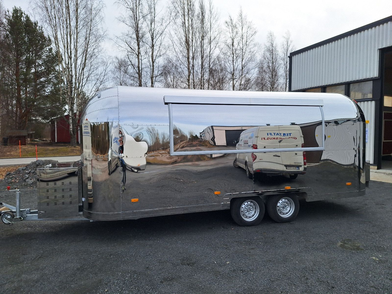 Esselmann Delistar American 6000 ähn. Airstream - عربة الطعام: صور 3 Esselmann Delistar American 6000 ähn. Airstream - عربة الطعام: صور 3