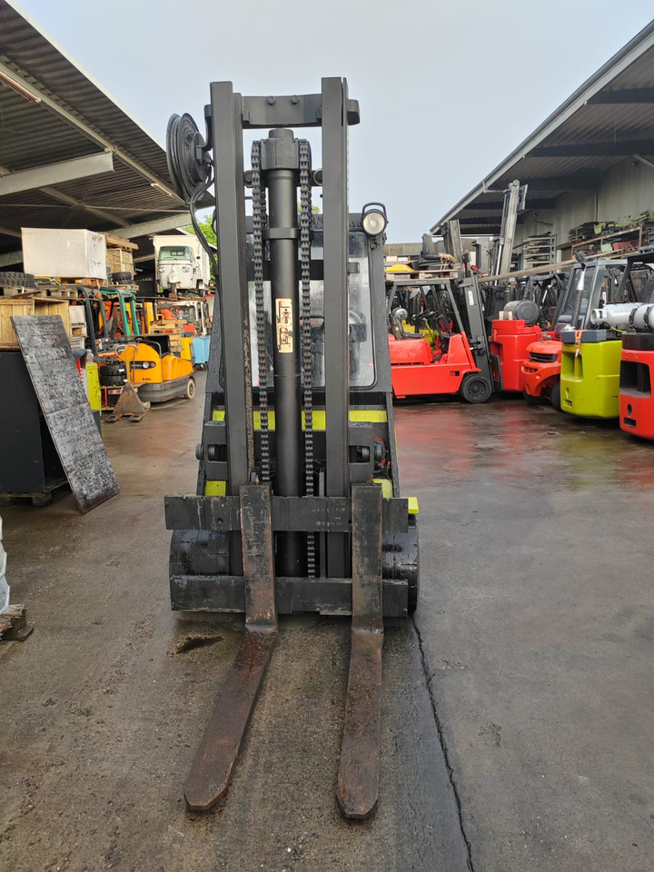 Clark C 500 135 - رافعة شوكية تعمل بالغاز: صور 3 Clark C 500 135 - رافعة شوكية تعمل بالغاز: صور 3