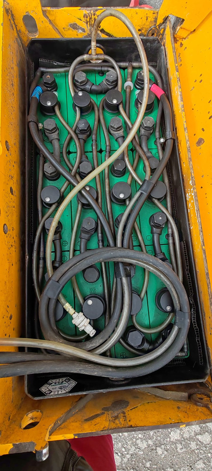 Jungheinrich ERE120 - معدات الرفع منخفض المستوى: صور 4 Jungheinrich ERE120 - معدات الرفع منخفض المستوى: صور 4