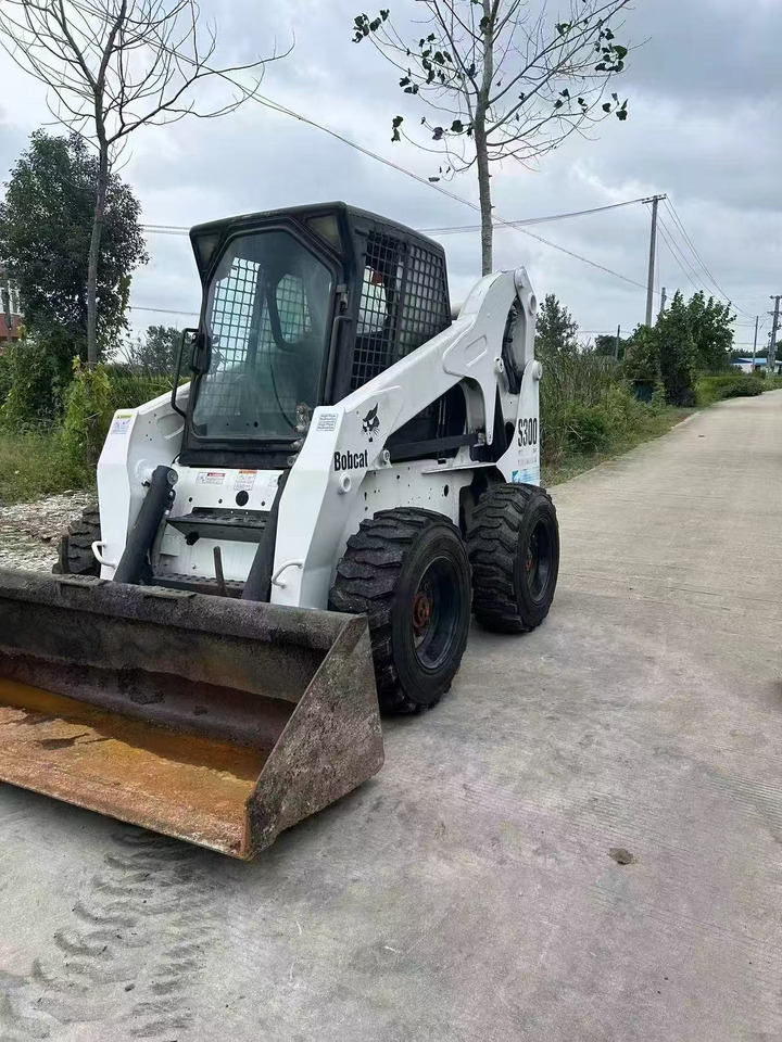 Bobcat S300 - شيول صغير: صور 5 Bobcat S300 - شيول صغير: صور 5