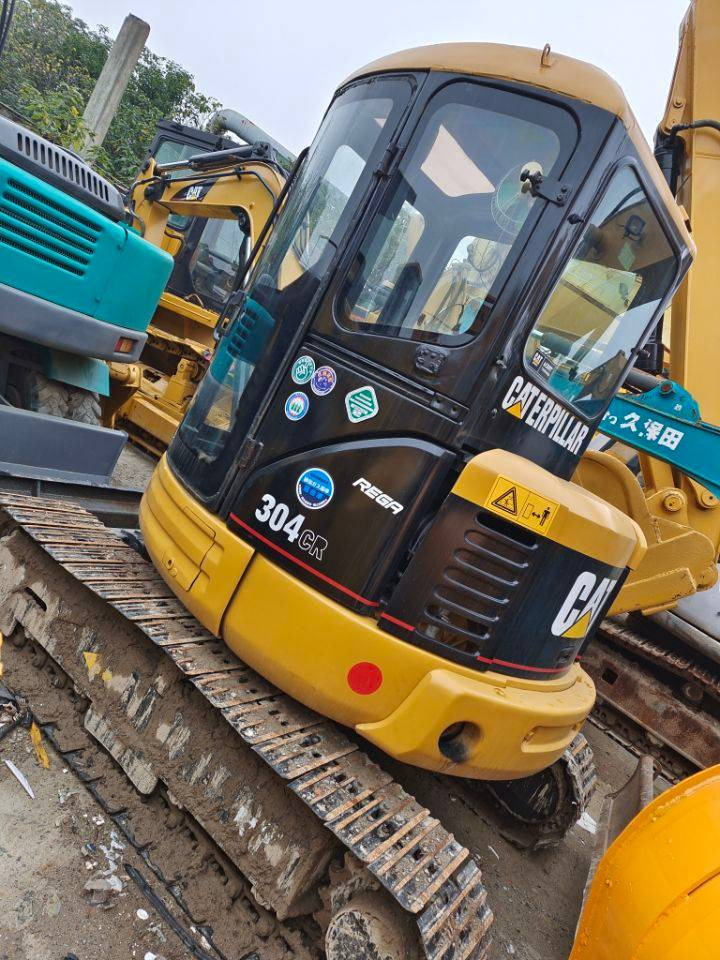 CAT 304 C - حفارة مصغرة: صور 1 CAT 304 C - حفارة مصغرة: صور 1