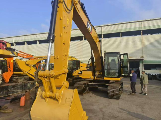 CAT 320GC - حفارات زحافة: صور 4 CAT 320GC - حفارات زحافة: صور 4