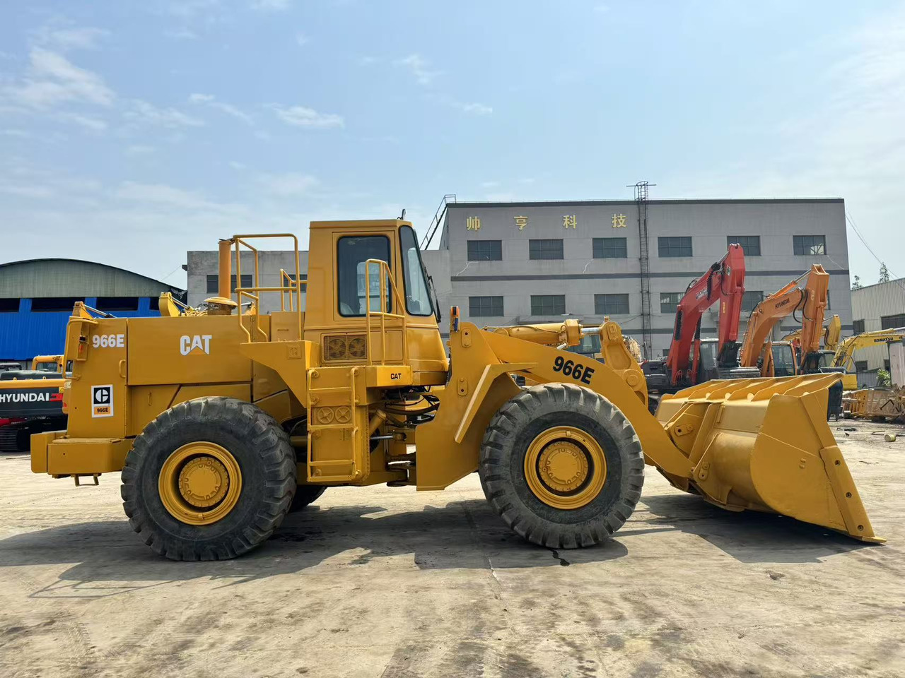 CAT 950E - اللودر بعجل: صور 4 CAT 950E - اللودر بعجل: صور 4