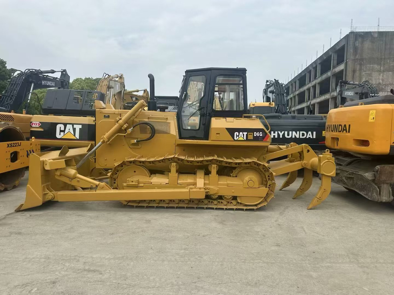 CAT D6G - بلدوزر: صور 5 CAT D6G - بلدوزر: صور 5