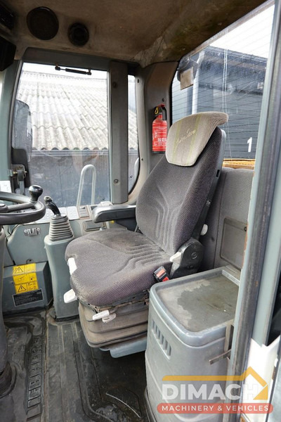 Liebherr L556 Like new!! Airco, quick coupler, skeleton bucket with teeths - لودر: صور 5 Liebherr L556 Like new!! Airco, quick coupler, skeleton bucket with teeths - لودر: صور 5