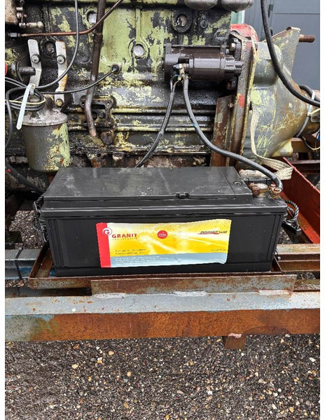 Perkins 6 cilinder manual Perkins engine Rovati waterpomp - مضخة مياه: صور 4 Perkins 6 cilinder manual Perkins engine Rovati waterpomp - مضخة مياه: صور 4
