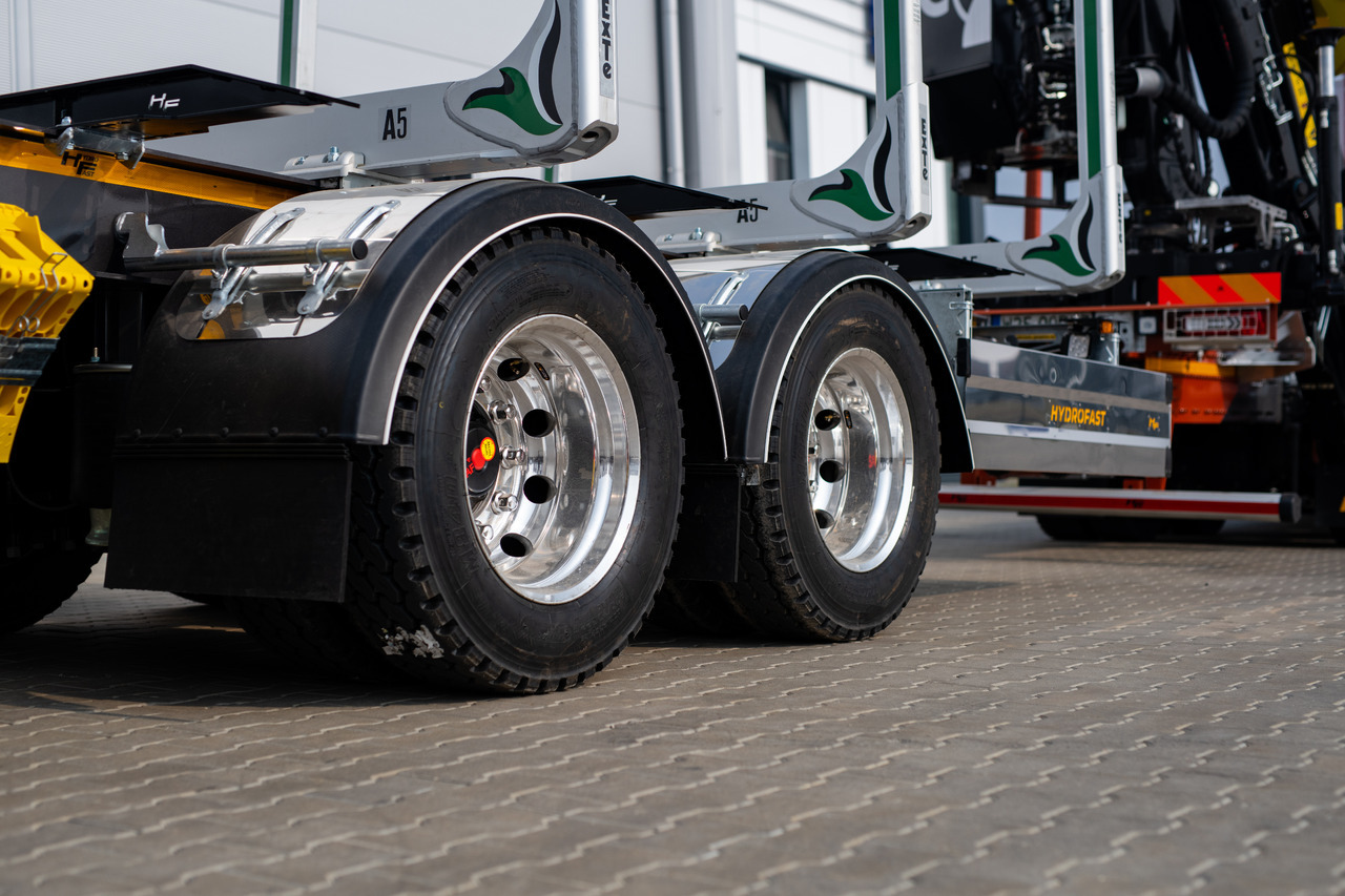 Hydrofast Przyczepa tandem od przewozu drewna na stanie / Timber tandem trailer in stock /Tandem-Anhänger aus Holz/ - مقطورة اخشاب: صور 2 Hydrofast Przyczepa tandem od przewozu drewna na stanie / Timber tandem trailer in stock /Tandem-Anhänger aus Holz/ - مقطورة اخشاب: صور 2