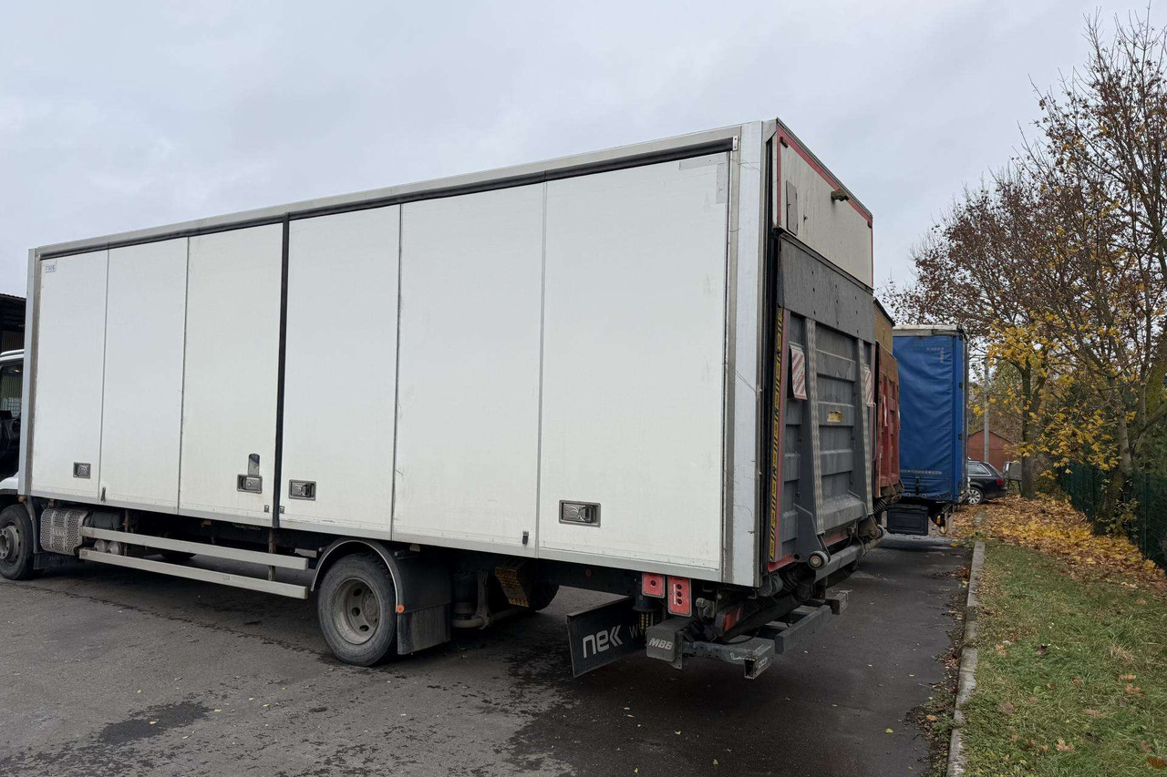 MAN LIFTAS - قطع الغيار - شاحنة: صور 3 MAN LIFTAS - قطع الغيار - شاحنة: صور 3