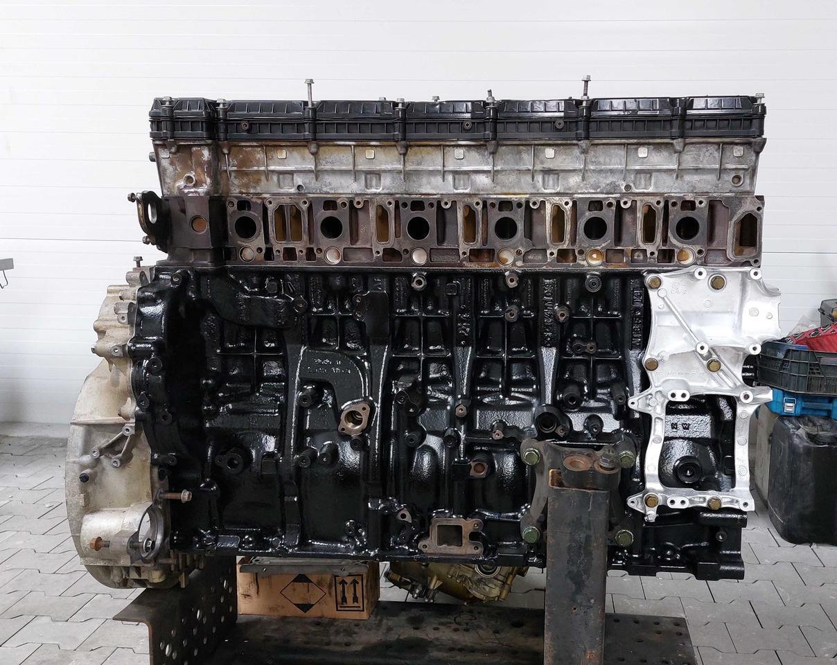 Silnik Mercedes om 473 Actros Class Duetz - المحرك: صور 1 Silnik Mercedes om 473 Actros Class Duetz - المحرك: صور 1