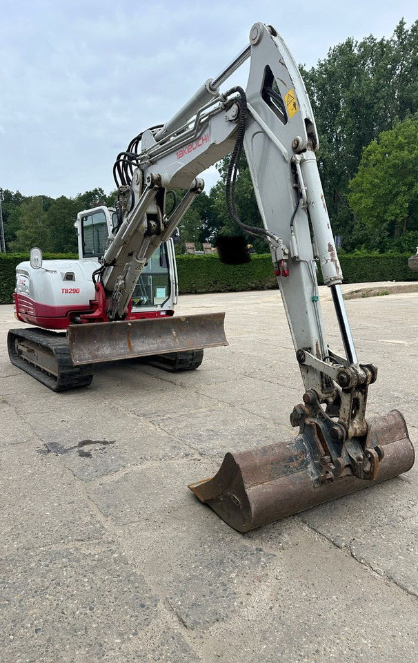 Takeuchi TB290 - حفارة مصغرة: صور 1 Takeuchi TB290 - حفارة مصغرة: صور 1