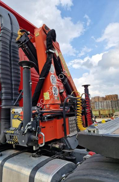 Volvo FH12 420 - شاحنة جرار: صور 5 Volvo FH12 420 - شاحنة جرار: صور 5