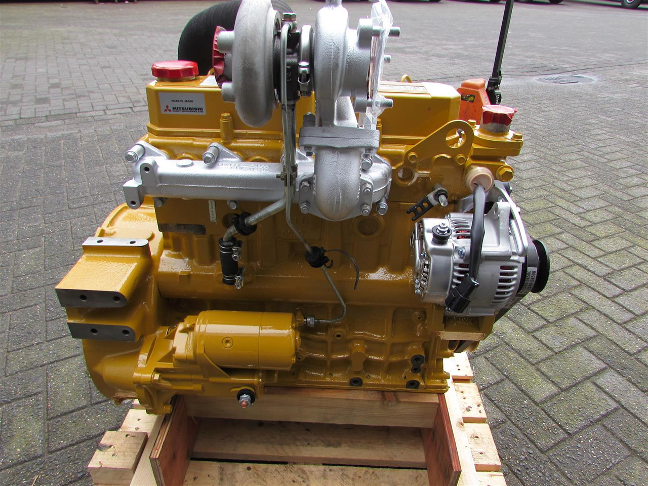 CATERPILLAR / MITSUBISHI RECON S4S-DT73CWL CAT C3.4 55kW-2500Rpm - المحرك - لودر: صور 5 CATERPILLAR / MITSUBISHI RECON S4S-DT73CWL CAT C3.4 55kW-2500Rpm - المحرك - لودر: صور 5