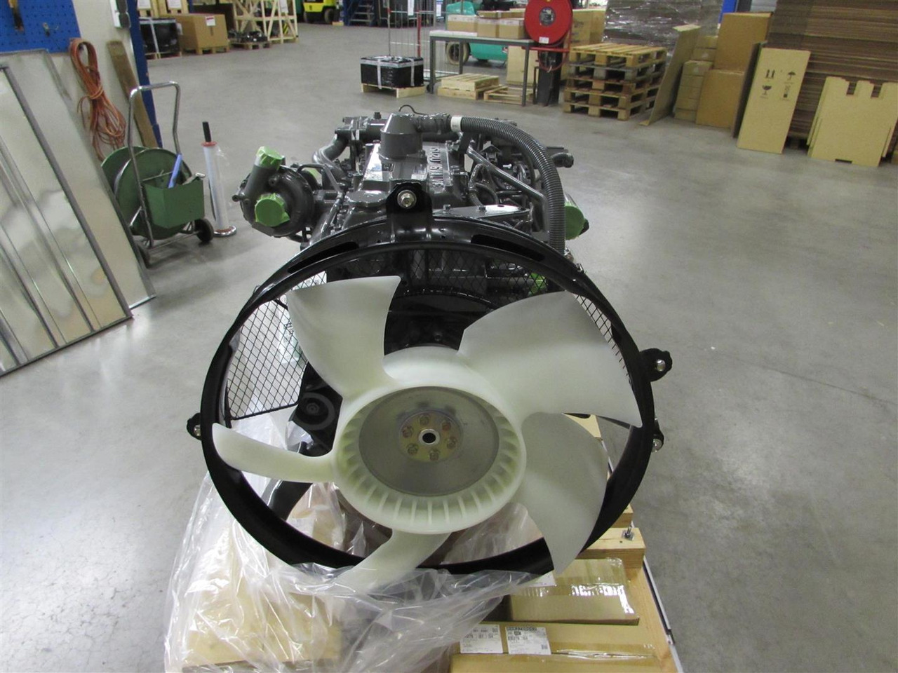 Isuzu 4HK1XYSA-01 - 02 - 04 - المحرك - حفارة: صور 4 Isuzu 4HK1XYSA-01 - 02 - 04 - المحرك - حفارة: صور 4