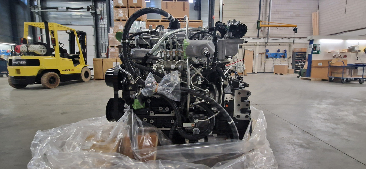 Isuzu 4HK1XYSJ-01-02-03 - المحرك - حفارة: صور 1 Isuzu 4HK1XYSJ-01-02-03 - المحرك - حفارة: صور 1