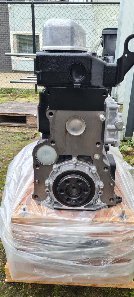 Isuzu NEW Long Block 6BD1 - المحرك - حفارة: صور 4 Isuzu NEW Long Block 6BD1 - المحرك - حفارة: صور 4