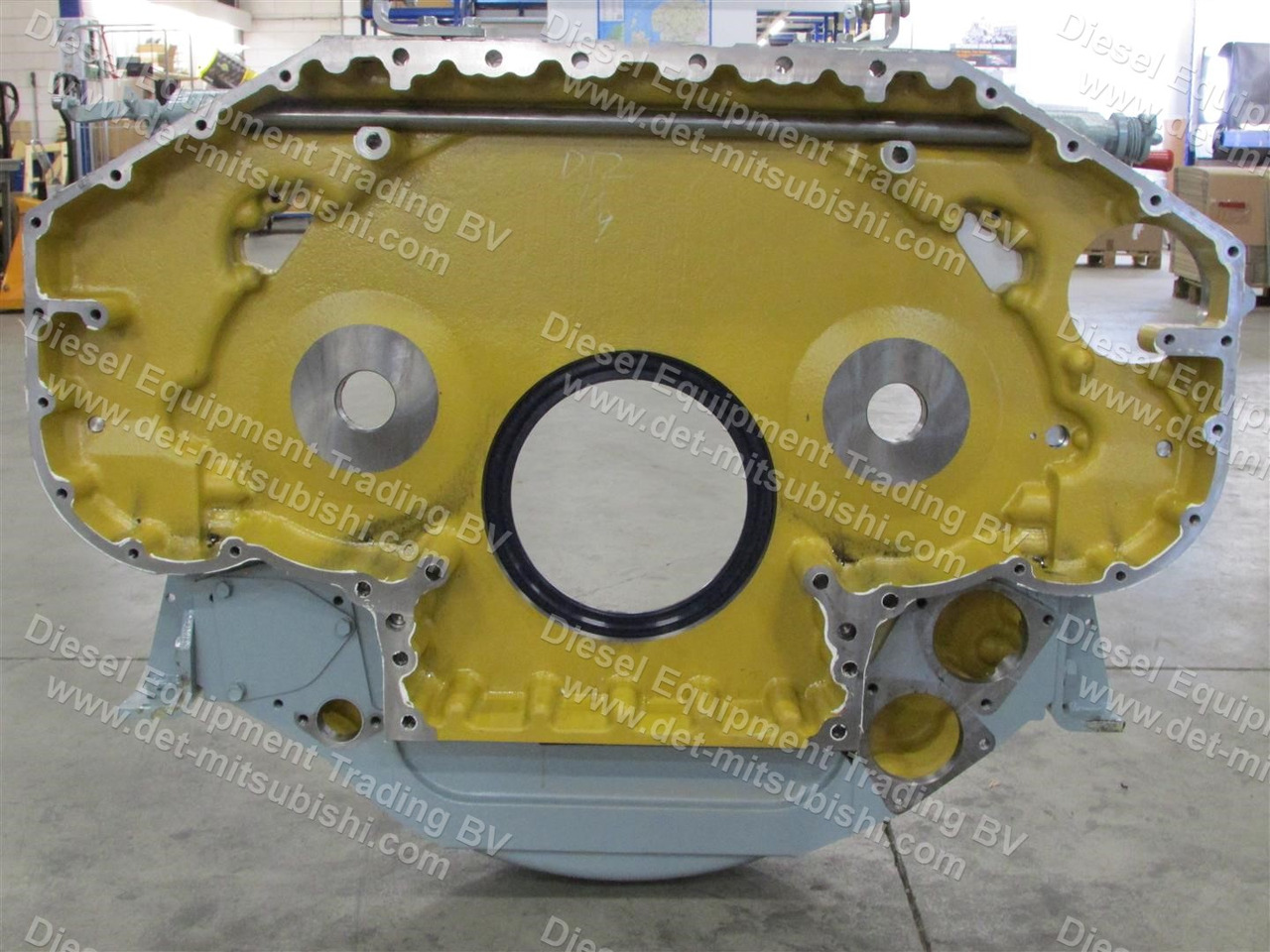Mitsubishi CASE ASM; TIMING GEAR REAR S12R,S16R 3771136021 - المحرك و قطع الغيار - مجموعة المولدات: صور 2 Mitsubishi CASE ASM; TIMING GEAR REAR S12R,S16R 3771136021 - المحرك و قطع الغيار - مجموعة المولدات: صور 2