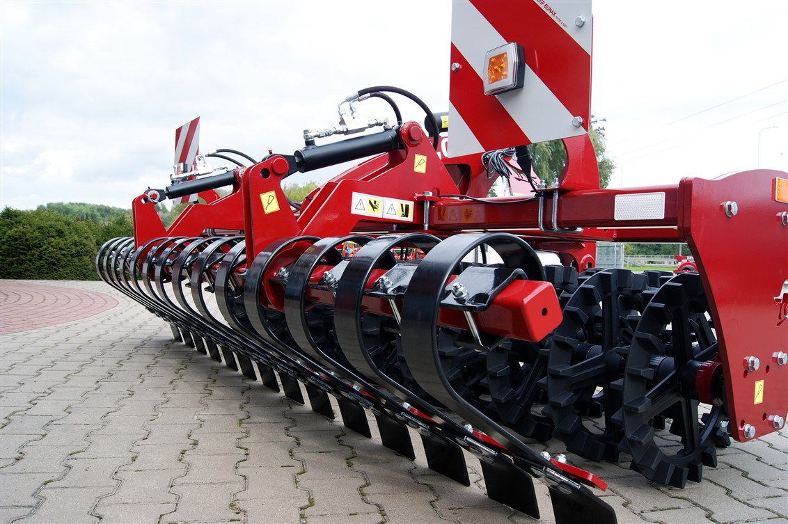 Lupus Crosskillwalze / Crosskill roller / Rouleau tandem avant Crosskill / Rodillo tándem delantero Wał przedni tandem Crosskill 3 m - محدلة (زراعي): صور 3 Lupus Crosskillwalze / Crosskill roller / Rouleau tandem avant Crosskill / Rodillo tándem delantero Wał przedni tandem Crosskill 3 m - محدلة (زراعي): صور 3