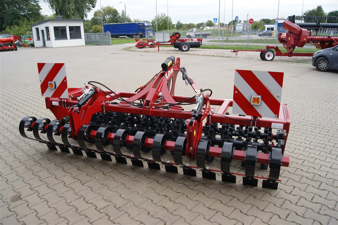 Lupus Crosskillwalze / Crosskill roller / Rouleau tandem avant Crosskill / Rodillo tándem delantero Wał przedni tandem Crosskill 3 m - محدلة (زراعي): صور 2 Lupus Crosskillwalze / Crosskill roller / Rouleau tandem avant Crosskill / Rodillo tándem delantero Wał przedni tandem Crosskill 3 m - محدلة (زراعي): صور 2