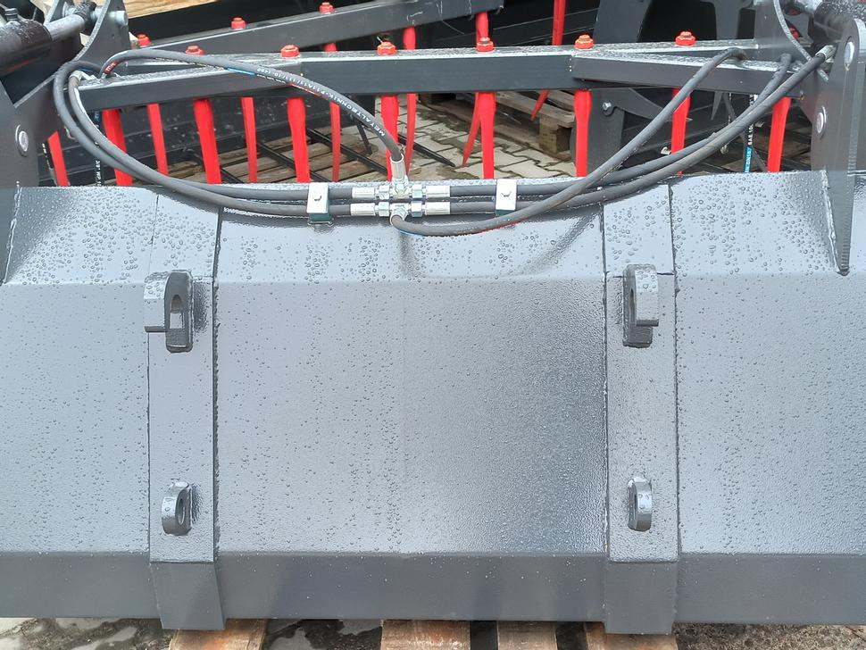 METAL-TECHNIK Krokodilschaufel / Manure grab godet / Grappin à fumier / Benna coccodrillo / Ковш-захват / Łyżko-krokodyl 2 m - بكت - بكت: صور 3 METAL-TECHNIK Krokodilschaufel / Manure grab godet / Grappin à fumier / Benna coccodrillo / Ковш-захват / Łyżko-krokodyl 2 m - بكت - بكت: صور 3