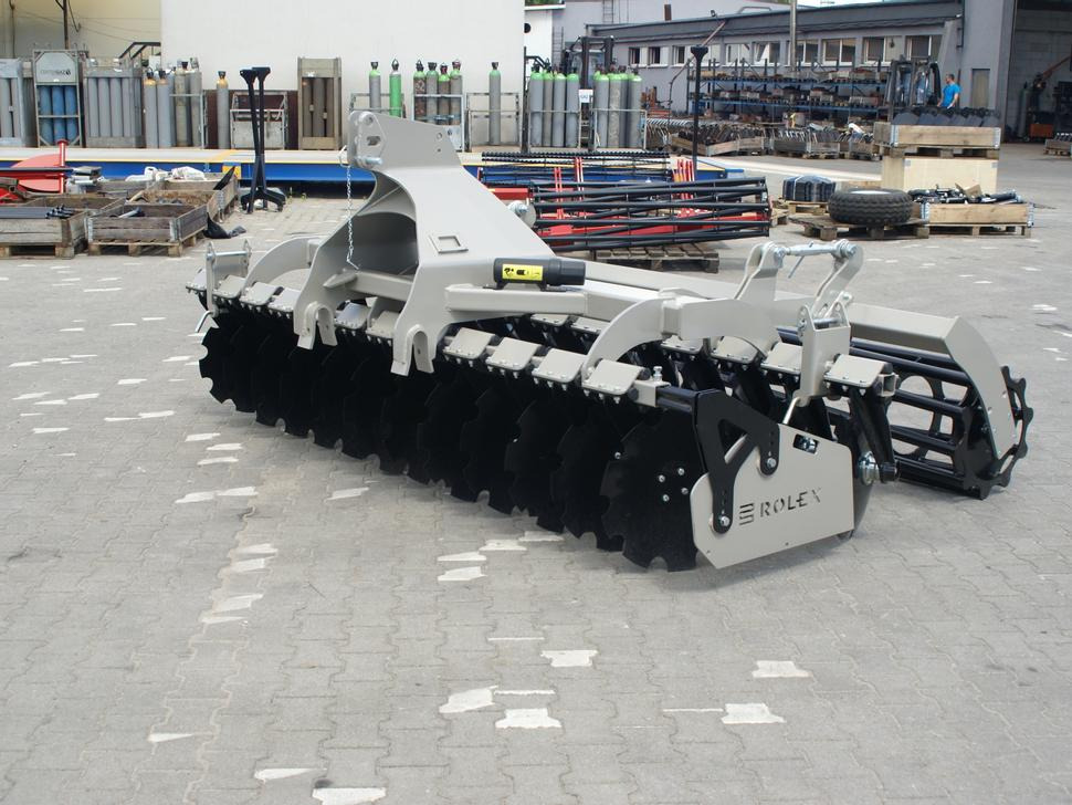 ROLEX Scheibenegge / Discs harrow / Dechaumeur à disques / Erpice a dischi / Cultivador de discos / Дисковая борона / Agregat talerzowy uprawowy 3 m - قرص مسلفة: صور 1 ROLEX Scheibenegge / Discs harrow / Dechaumeur à disques / Erpice a dischi / Cultivador de discos / Дисковая борона / Agregat talerzowy uprawowy 3 m - قرص مسلفة: صور 1