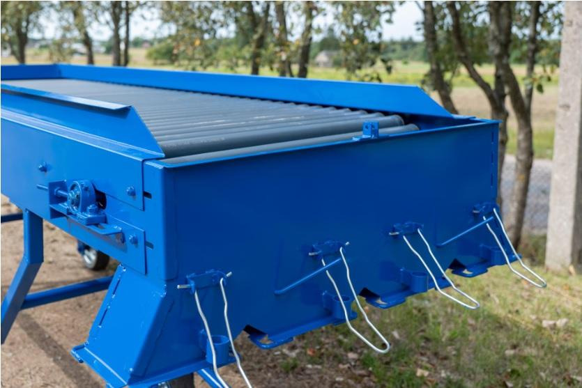 ROLMET Rollenverlesetisch / Sorting table / Table de tri / Tavolo selettivo / Сортировочный стол / Stół przebierczy SP 1 - معدات زراعة وحصاد البطاطس: صور 4 ROLMET Rollenverlesetisch / Sorting table / Table de tri / Tavolo selettivo / Сортировочный стол / Stół przebierczy SP 1 - معدات زراعة وحصاد البطاطس: صور 4