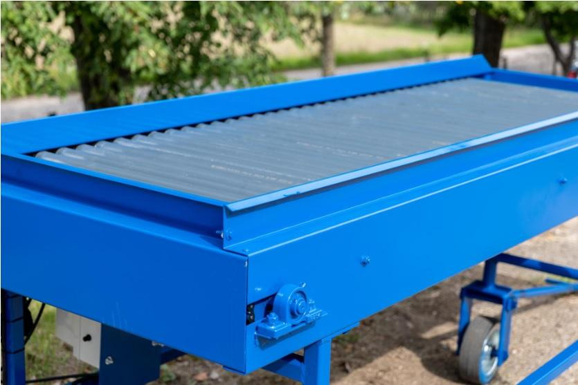 ROLMET Rollenverlesetisch / Sorting table / Table de tri / Tavolo selettivo / Сортировочный стол / Stół przebierczy SP 1 - معدات زراعة وحصاد البطاطس: صور 5 ROLMET Rollenverlesetisch / Sorting table / Table de tri / Tavolo selettivo / Сортировочный стол / Stół przebierczy SP 1 - معدات زراعة وحصاد البطاطس: صور 5