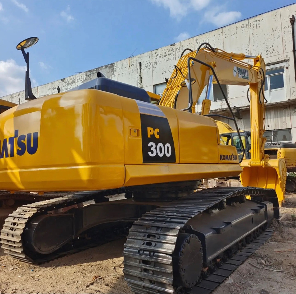 KOMATSU PC300-7 - حفارات زحافة: صور 5 KOMATSU PC300-7 - حفارات زحافة: صور 5