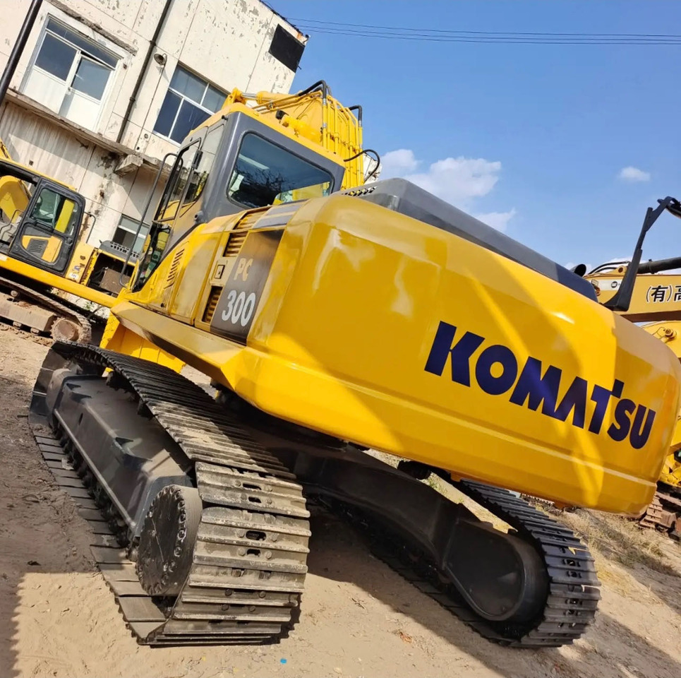 KOMATSU PC300-7 - حفارات زحافة: صور 4 KOMATSU PC300-7 - حفارات زحافة: صور 4